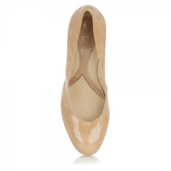 Naturalizer Lennox Taupe Nude Patent Court Shoe - 7.5 - Picture 11 of 11